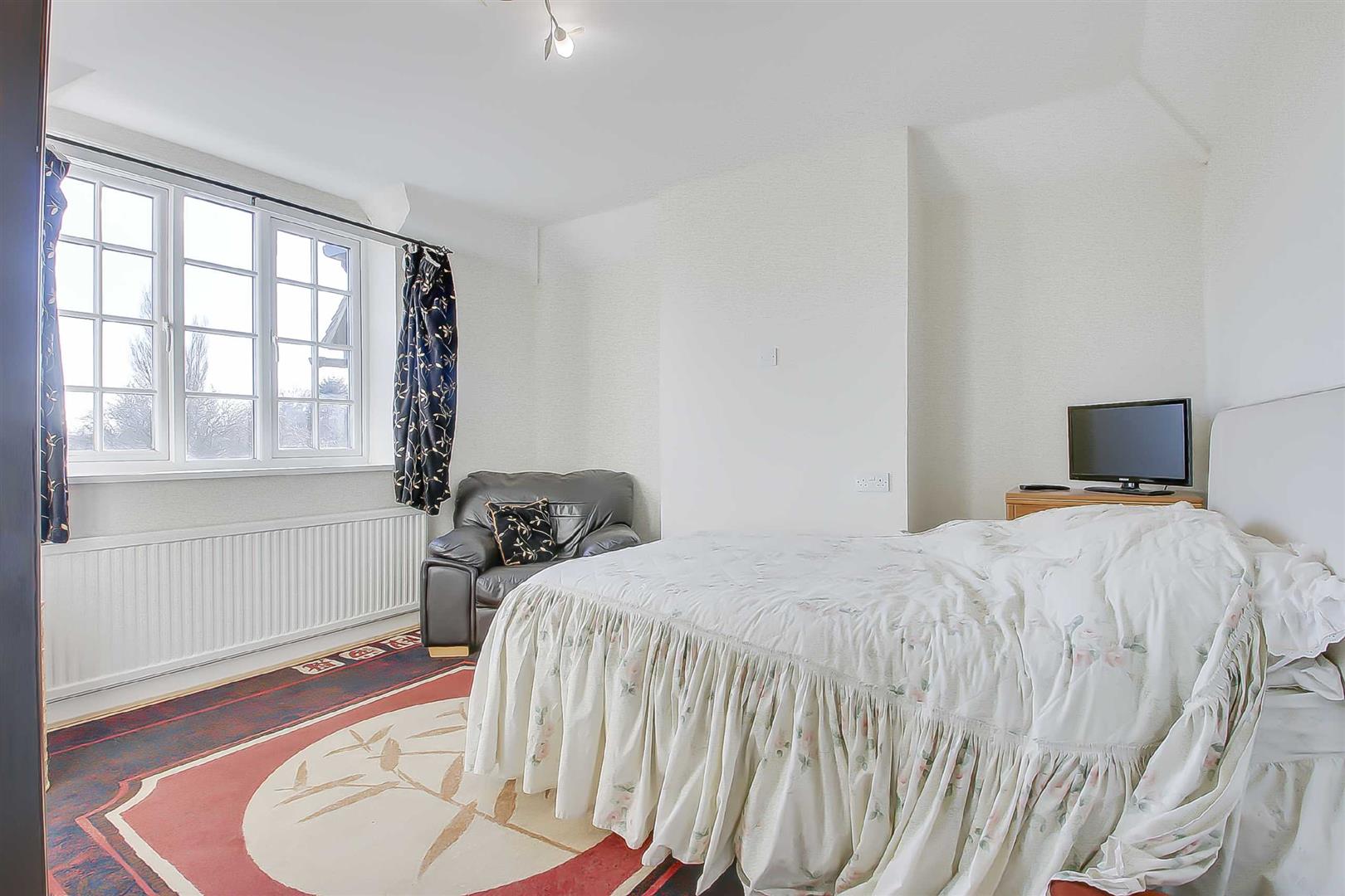 Yardley Road, Cosgrove, Milton Keynes